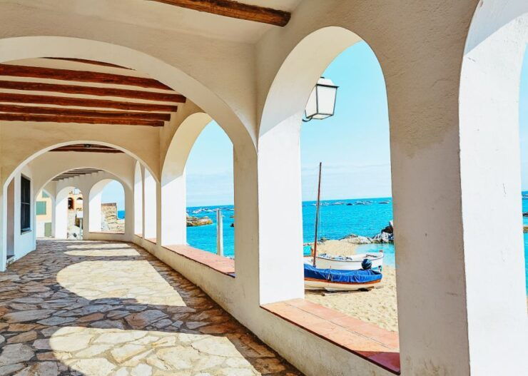 From Barcelona: Girona and Costa Brava Full-Day Tour - Activity Details