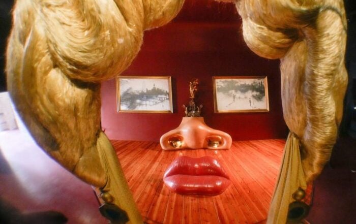 From Barcelona: Girona Guided Tour & Dalí Museum in Figueres - Customer Feedback