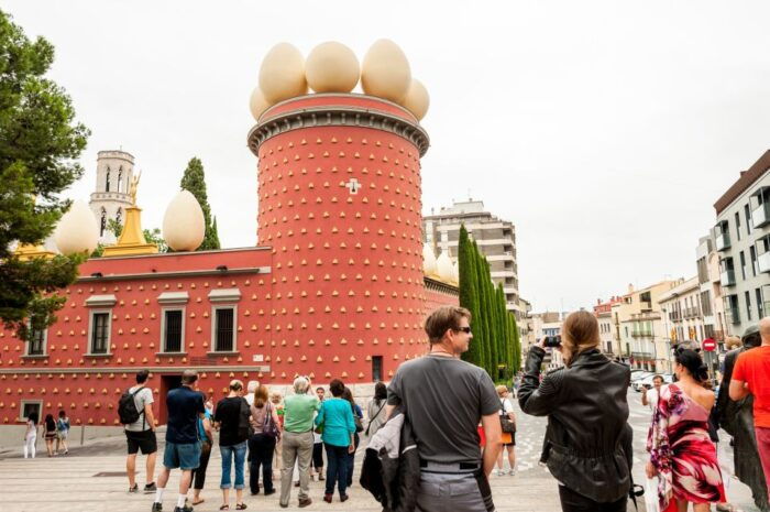 From Barcelona: Girona Guided Tour & Dalí Museum in Figueres - Common Questions