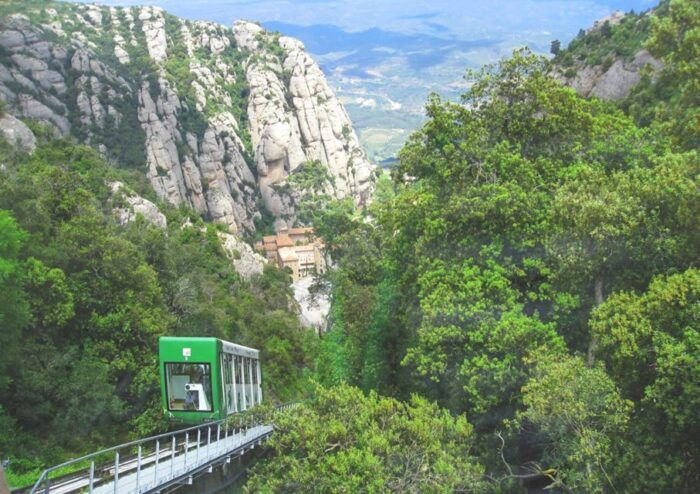 From Barcelona: Montserrat Lunch & Wine Tasting in Vineyard - Important Information and Tips
