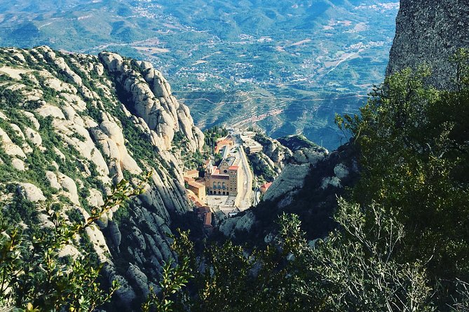 From Barcelona: Montserrat Monastery & Scenic Mountain Hike - Overall Experience