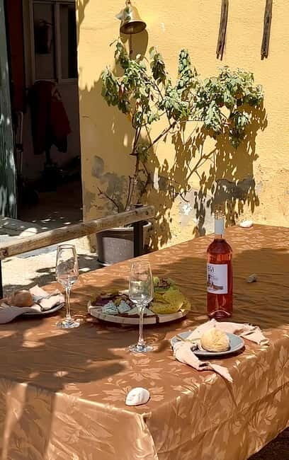 From Barcelona: PRIVATE Horseback Ride + Tapas + Picnic - Good To Know