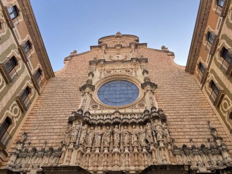 From Barcelona: Private Montserrat and Boutique Winery Tour - Booking Details