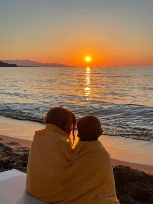 From Barcelona: Private SITGES Sunset Tour - Duration and Timing