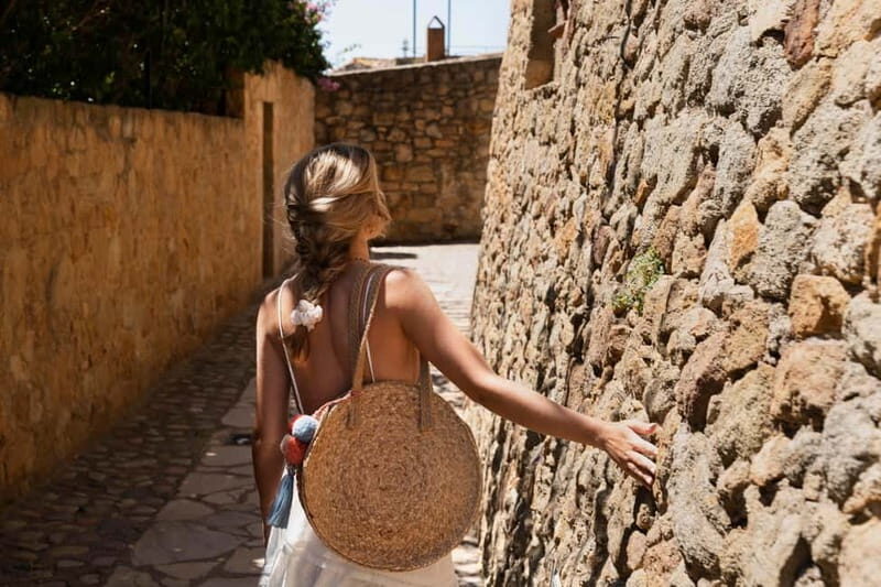 From Barcelona: Private Tarragona Guided Tour with Free Time - Transport & Group Size