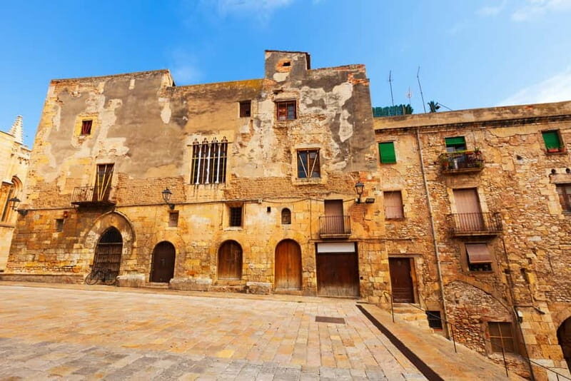 From Barcelona: Private Tarragona Guided Tour with Free Time - The Sum Up