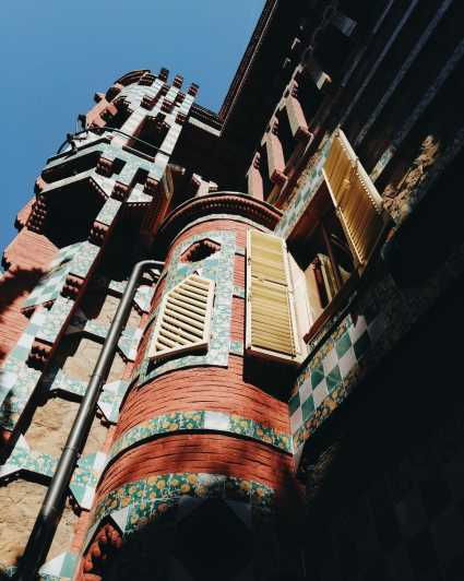 From Barcelona: Sagrada Familia Cathedral+Casa Mira Day Trip - Good To Know