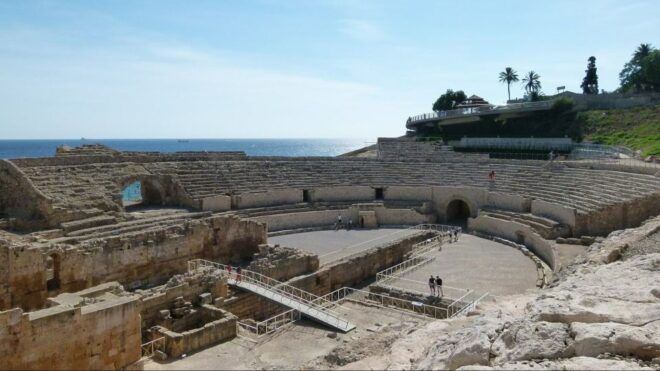 From Barcelona: Tarragona & Sitges Full Day Tour With Pickup - Review Summary