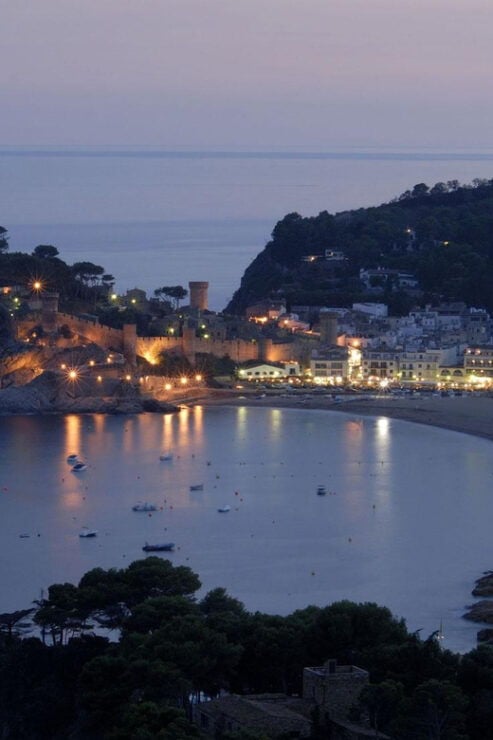From Barcelona: Tossa De Mar and Blanes Day Trip - Itinerary Highlights