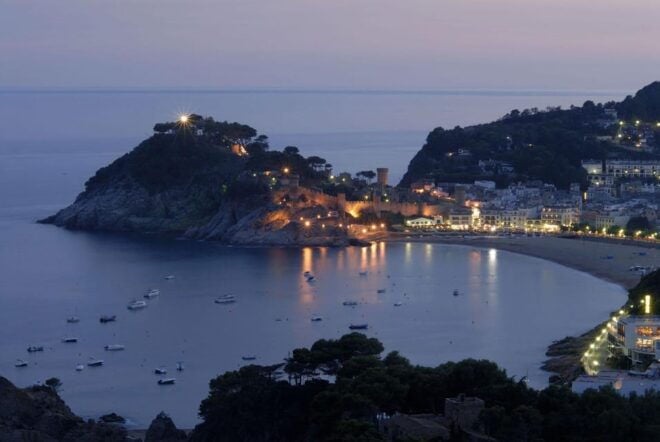 From Barcelona: Tossa De Mar and Blanes Day Trip - Tossa De Mar Exploration