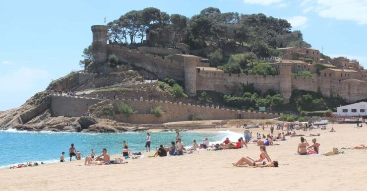 From Barcelona: Tossa De Mar Day Tour With Beach Time - Itinerary Details