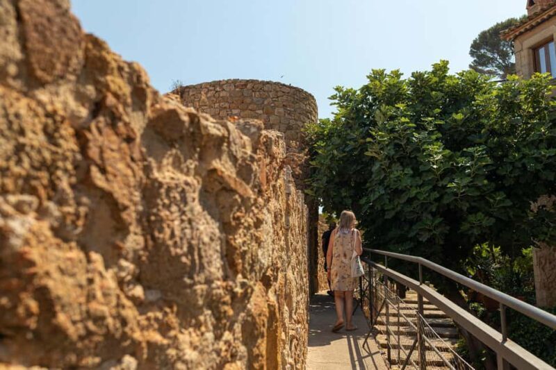 From Barcelona: Tossa de Mar Day Trip with Small Group - Detailed Breakdown of the Itinerary