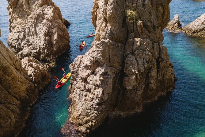 From Barcelona: Tossa De Mar Kayak & Snorkel Tour With Lunch - Itinerary