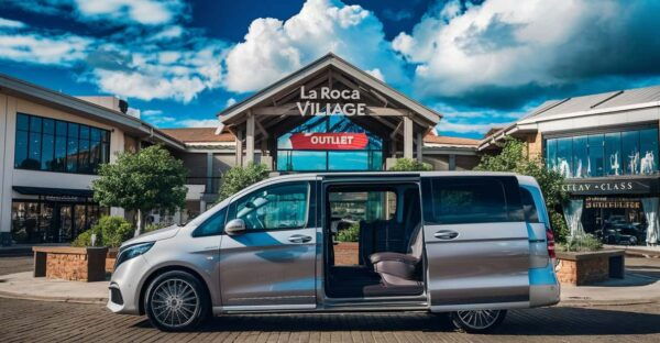 From Barcelona: Transfer to La Roca Village Outlet - Booking Information