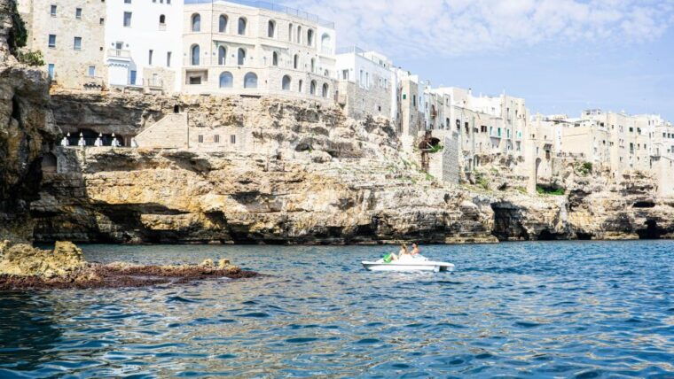 From Bari: Full-day tour to Polignano and Alberobello - FAQ