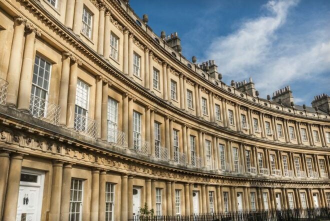From Bath: Private Stonehenge and Bath Tour With Pickup - Lunch and Refreshments