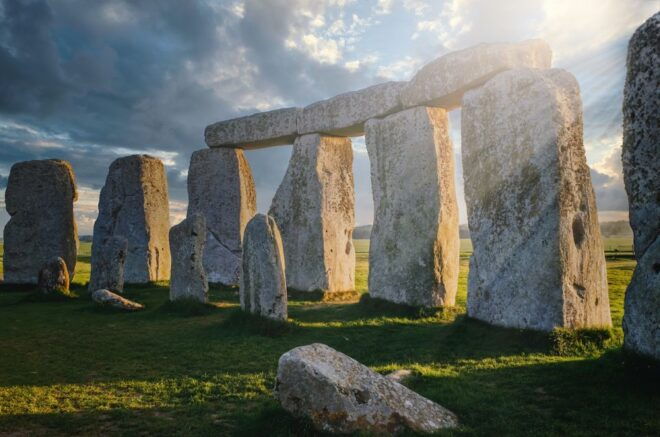 From Bath: Private Stonehenge and Salisbury Trip With Pickup - Pickup and Logistics