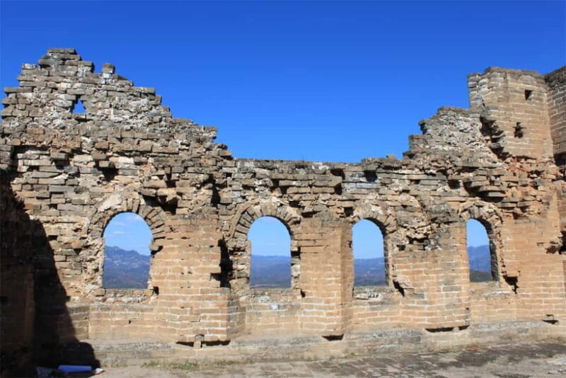 From Beijing: Small Group Hike at Jinshanling Great Wall - Practical Tips for the Day