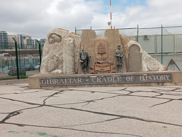 From Benalmadena: Gibraltar Day Trip - Shopping Opportunities