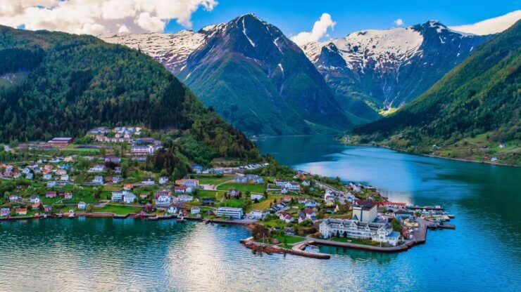 From Bergen: Flam Full-Day Cruise to Sognefjord - Experience Highlights