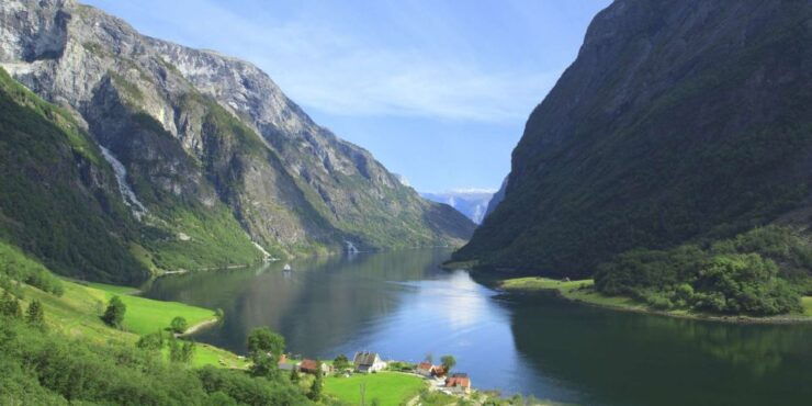 From Bergen: Private Tour to Sognefjord, Gudvangen, & Flåm - Activity Details