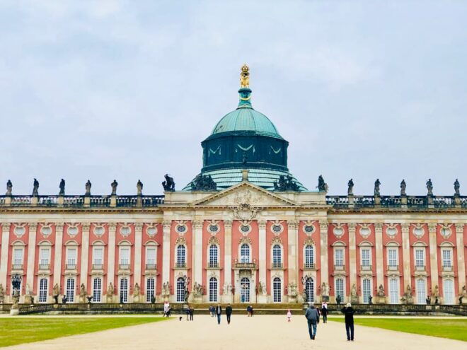 From Berlin: 6 Hour Tour to Potsdam - Meeting Point Details