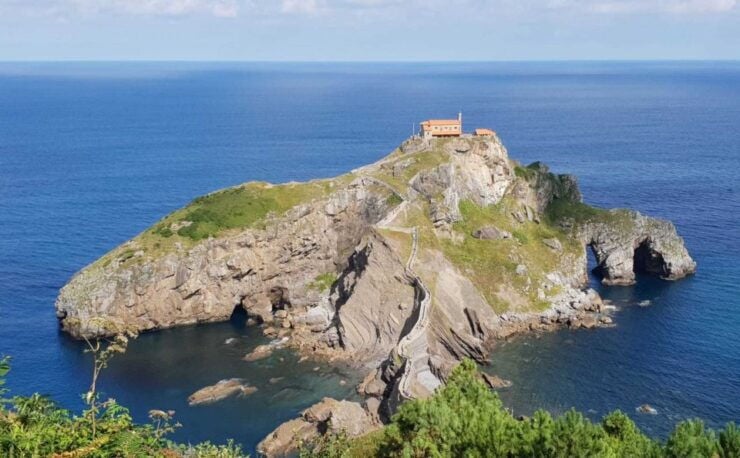 From Bilbao: Gaztelugatxe, Gernika, and Mundaka Group Tour - Experience
