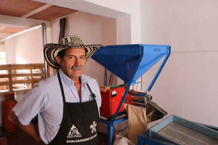 From Bogotá: Coffee Plantation Experience - Tour Description