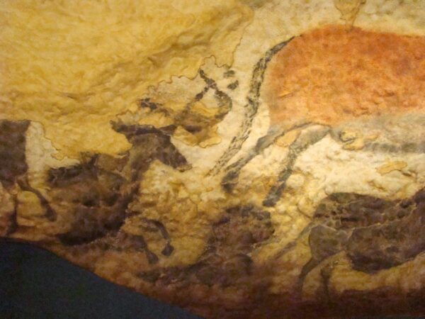 From Bordeaux: Lascaux and Dordogne Valley Private Tour - The Sum Up