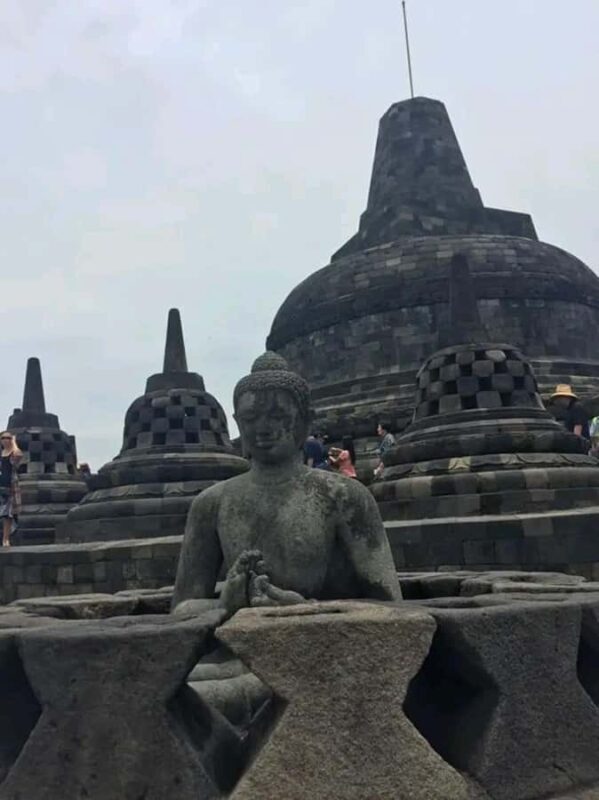 From Borobudur to Prambanan: A Cultural Escape in Yogyakarta - Exploring Borobudur: The Mountain of Enlightenment