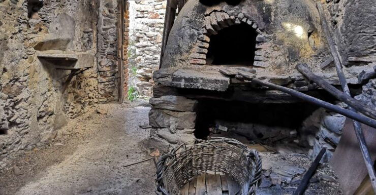 From Bova: Private Ghost Town Trip to Roghudi Vecchio - Experience