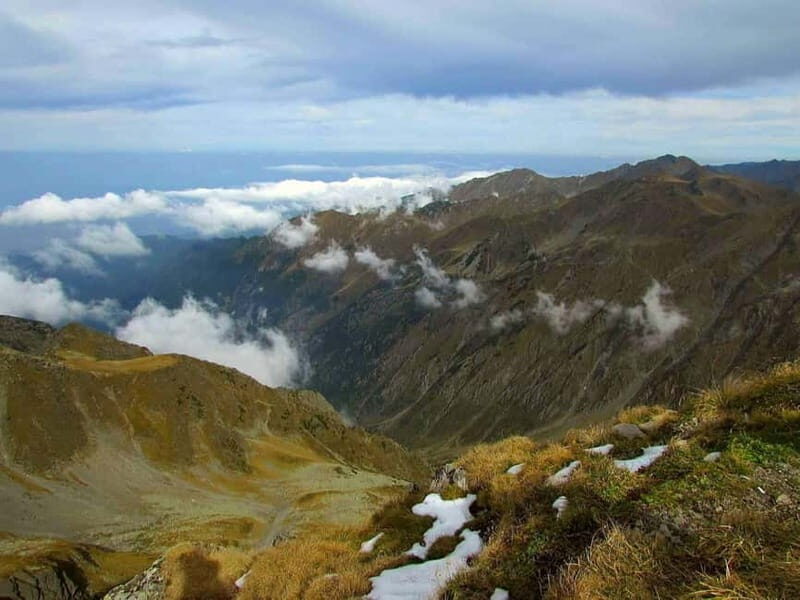From Braov: 3-Day Fgra Mountains Hiking Adventure - An Overview of the 3-Day Făgăraș Mountains Tour