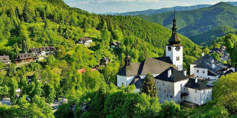 From Bratislava: Slovak Golden Circle - Guided one day Tour - Good To Know