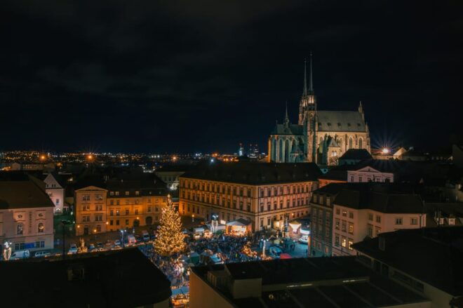 From Bratislava/Vienna: Day Trip to Prague With Photographer - Prague Old Town and Landmarks