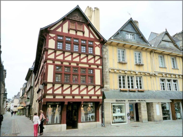 From Brest: Quimper Guided Walking Tour - Transportation and Pickup Location