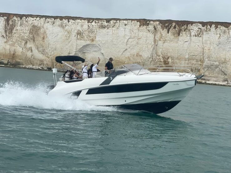 From Brighton: Beneteau Flyer Sundeck Private Charter - Good To Know