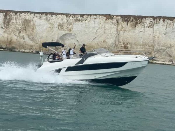 From Brighton: Beneteau Flyer Sundeck Private Charter - Frequently Asked Questions