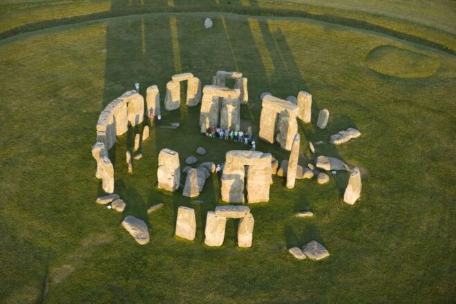 From Brighton: Stonehenge and Bath Full-Day Trip - Full Description
