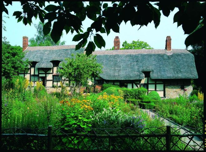 From Brighton: Stratford-upon-Avon & The Cotswolds Day Trip - Inclusions