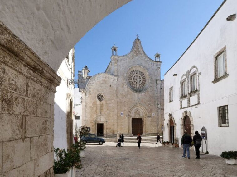 From Brindisi: Alberobello, Ostuni & Locorotondo - Aperitif - Culinary Delights in Alberobello