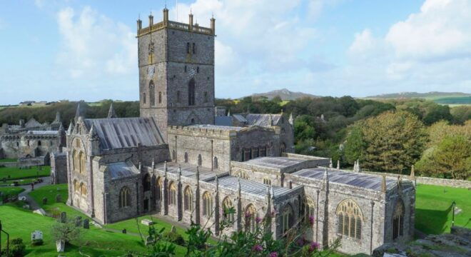 From Bristol: 3-Day Mountains & Coasts of South Wales - Day 1 Itinerary