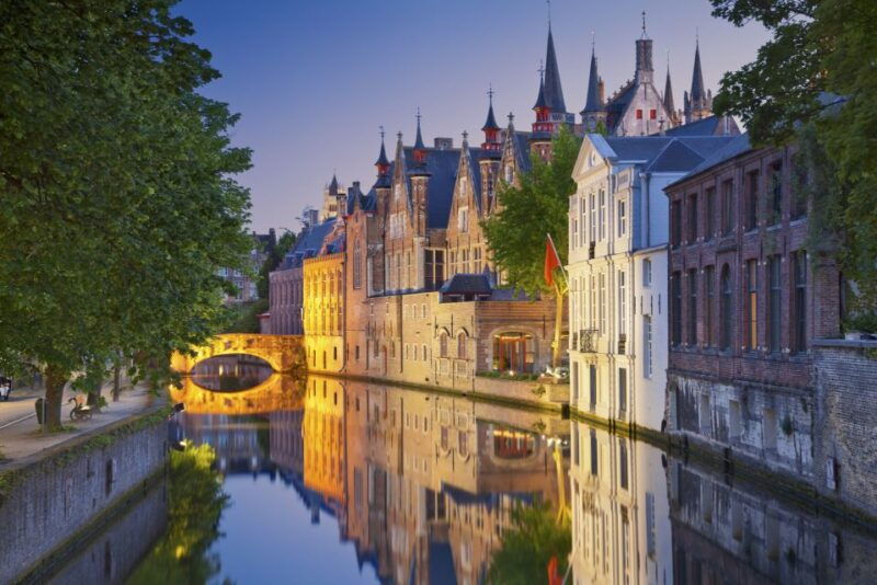 From Brussels: Bruges Day Trip with Boat Tour Option (ES) - Good To Know