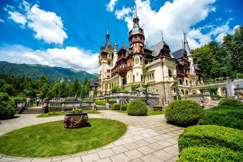 From Bucharest: Dracula's castle, Peles Castle and Brasov - Price & Value
