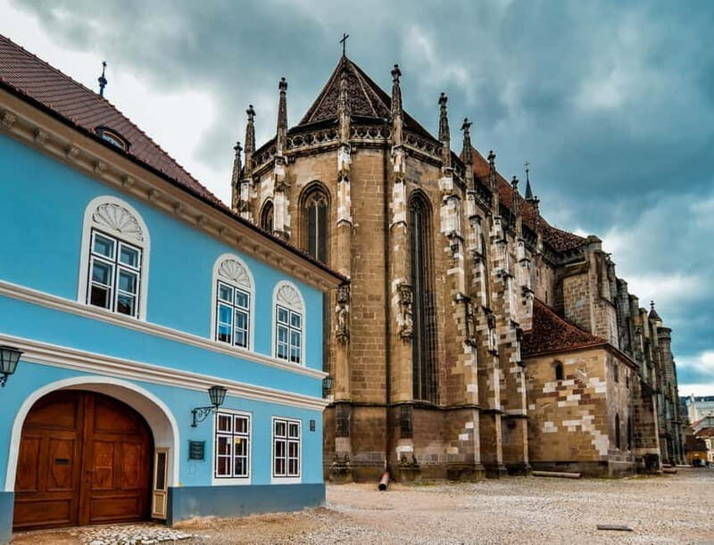 From Bucharest: Peles Castle, Brasov & Bran Castle Day Trip - The Long Day: Pros and Cons