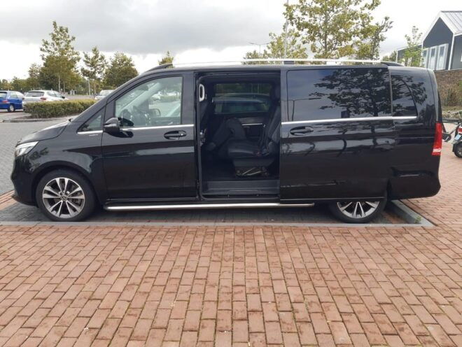From Bucharest: Private Transfer To/From Constanta & Mamaia - Vehicle Features and Accessibility