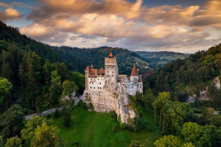 FROM BUDAPEST - BEST OF ROMANIA - TRUTH ABOUT DRACULA - Itinerary Highlights