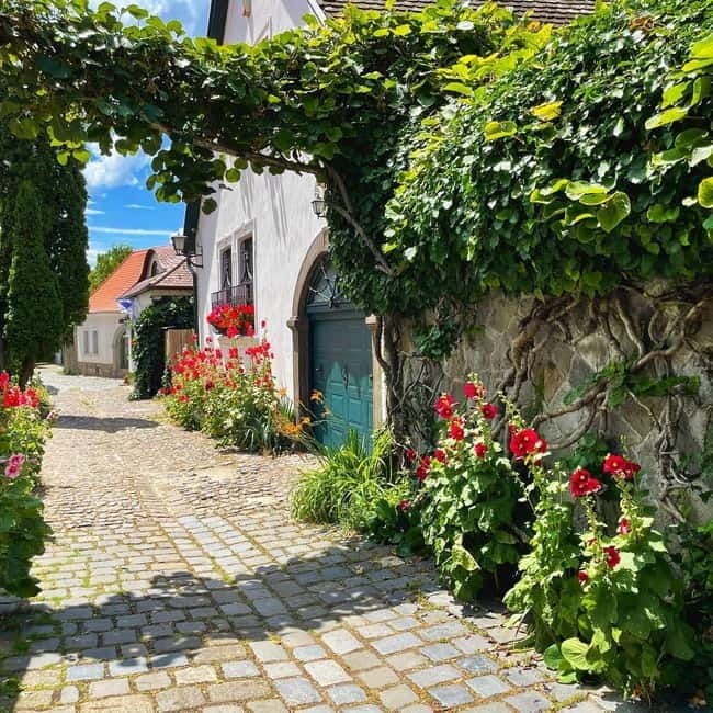 From Budapest: Szentendre Art and History with StreetFood - FAQ