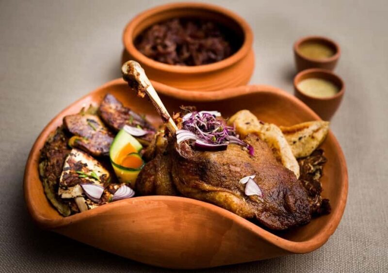 From Budapest: Visegrád Cruise with Medieval Show & Banquet - Good To Know