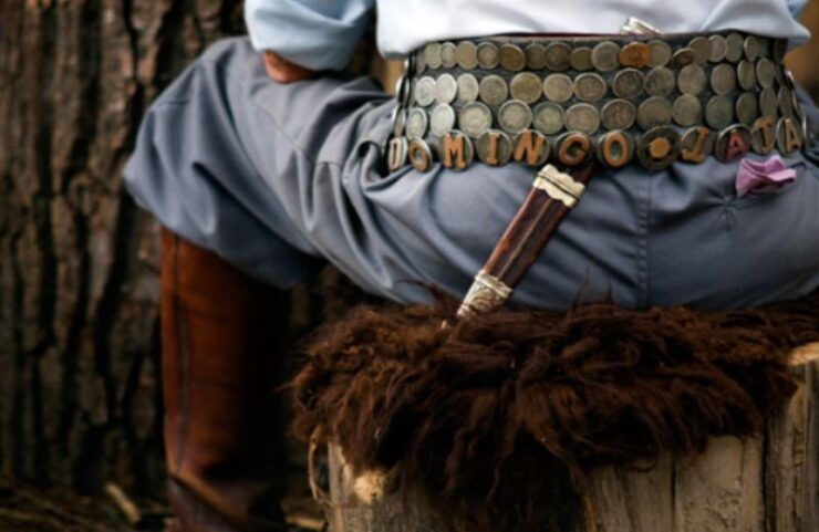 From Buenos Aires: San Antonio De Areco Day Tour - Tour Duration and Guides