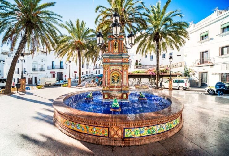 From Cádiz: Private Day Trip to Gibraltar & Vejer Tour - Tour Overview